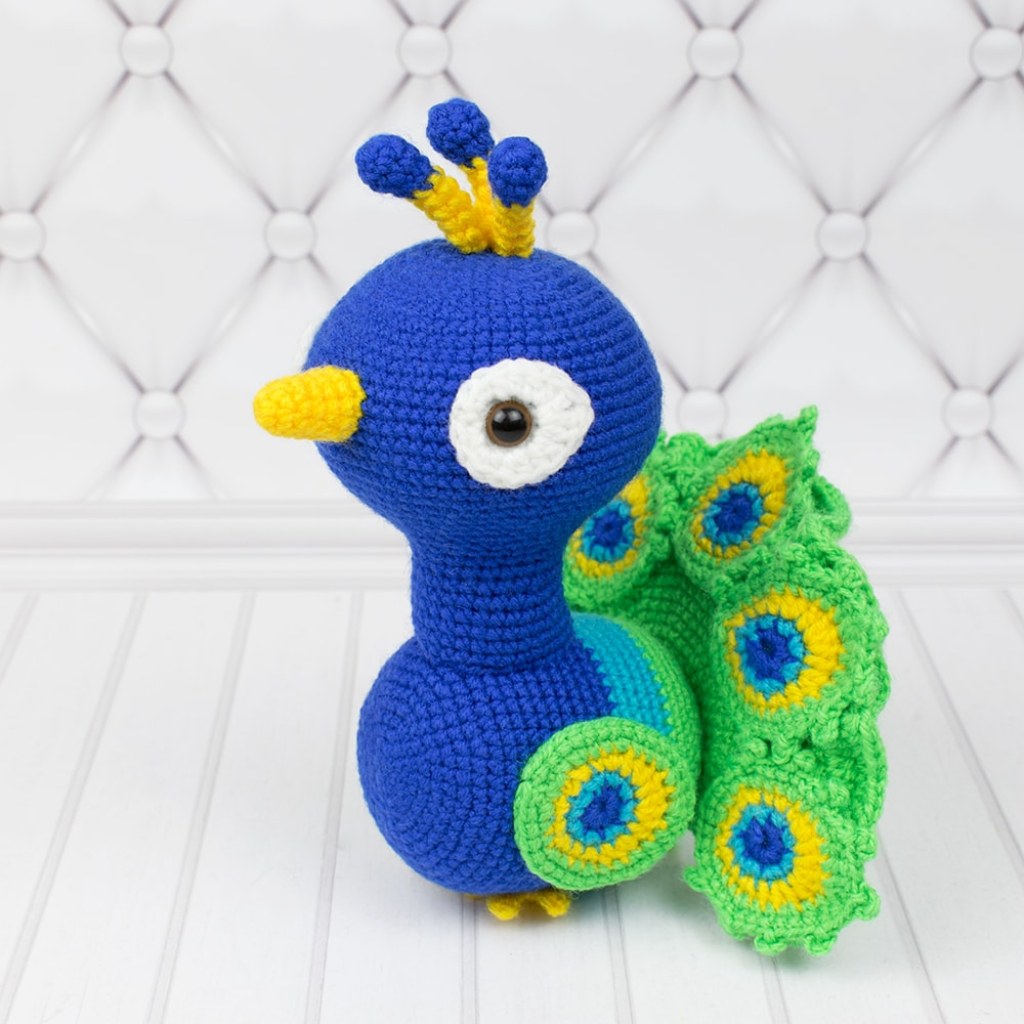 Picture of: Paco the Peacock crochet pattern – Amigurumi Today
